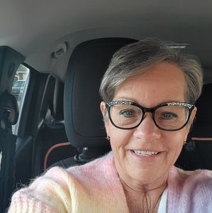 Meet your Posher, Bernadette